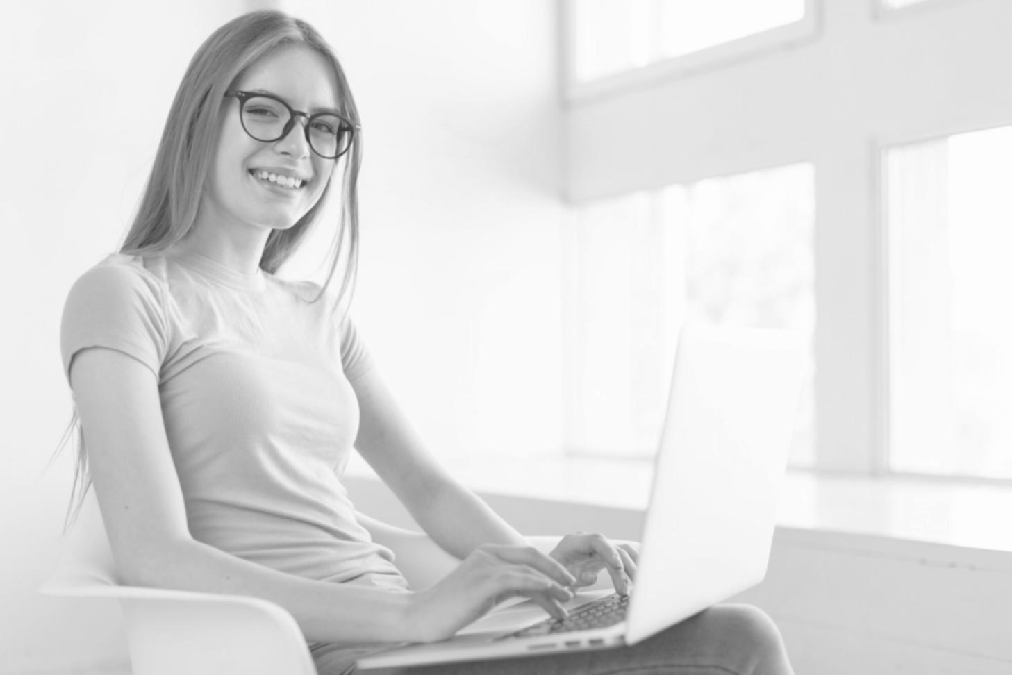 Salle de formation moderne pour négociation financière
